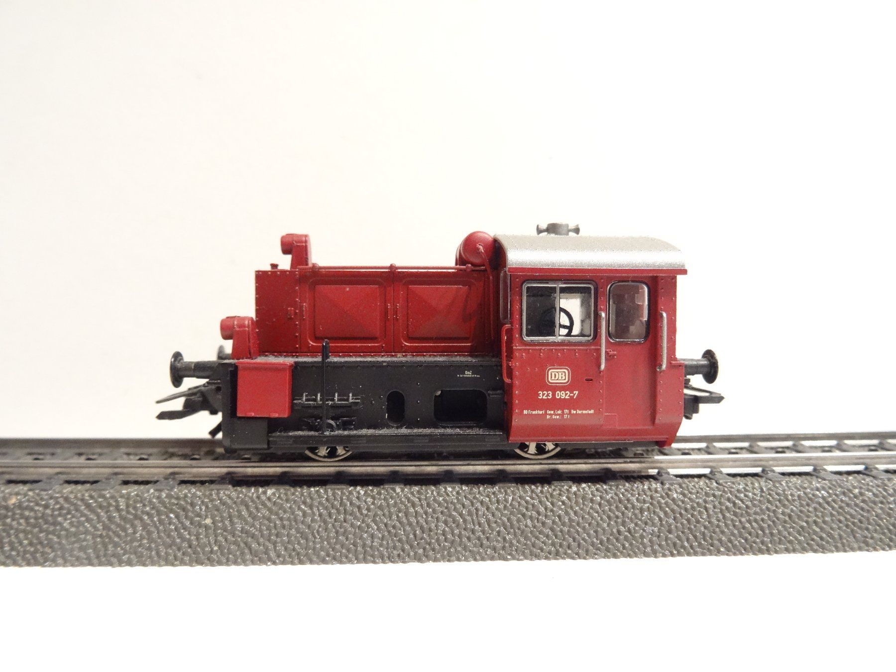 Märklin Modellini di ferrovie: Märklin. H0 36804 Köf II BR323 digital – Nuovo (secondo la descrizione) da Hochdorf venduto da Teger02 1