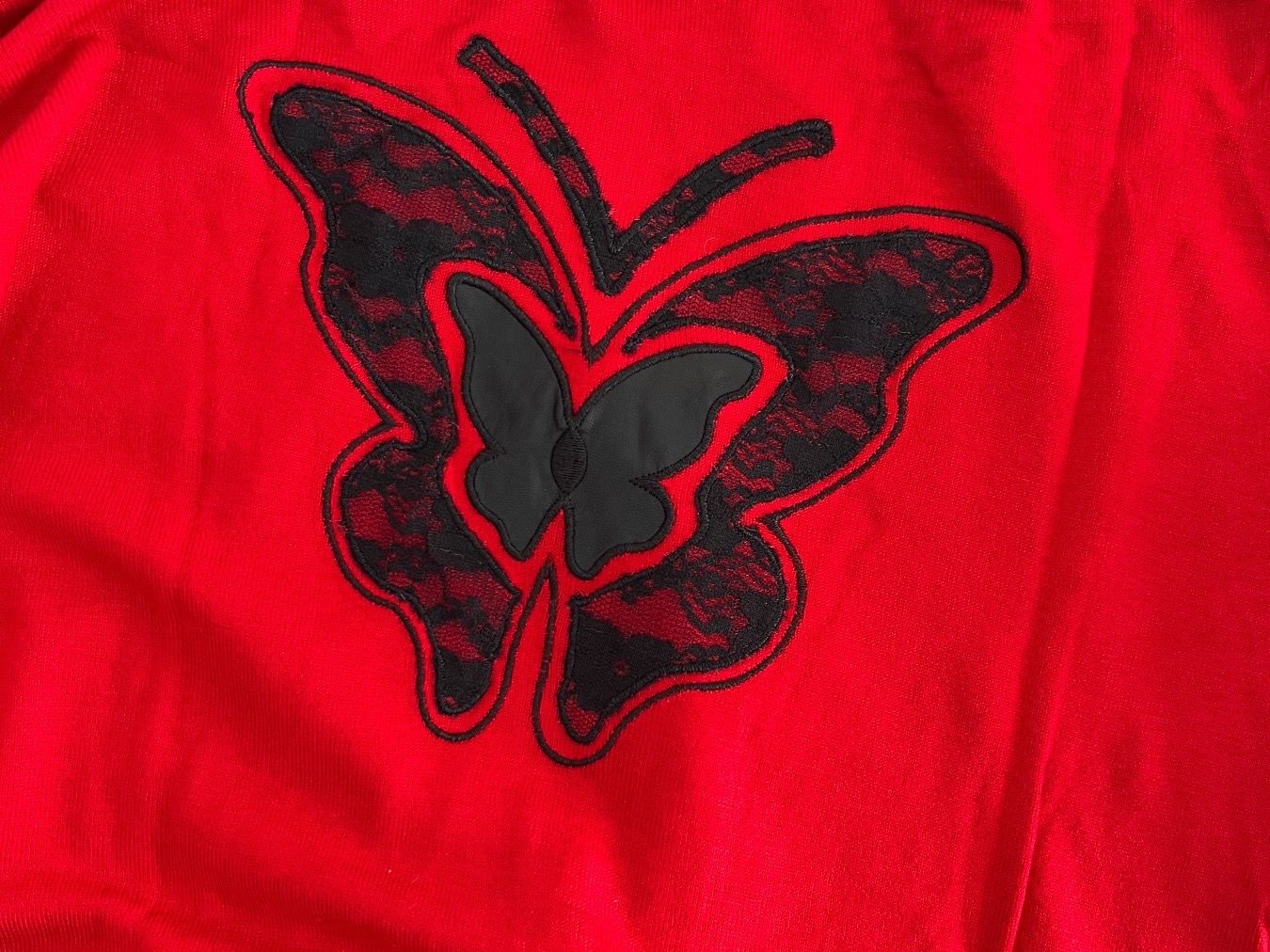 Gilet & Giacche senza maniche: Red vest with butterfly - TU / 1 size – Nuovo (secondo la descrizione) da Cama venduto da UnleashdByAna 2