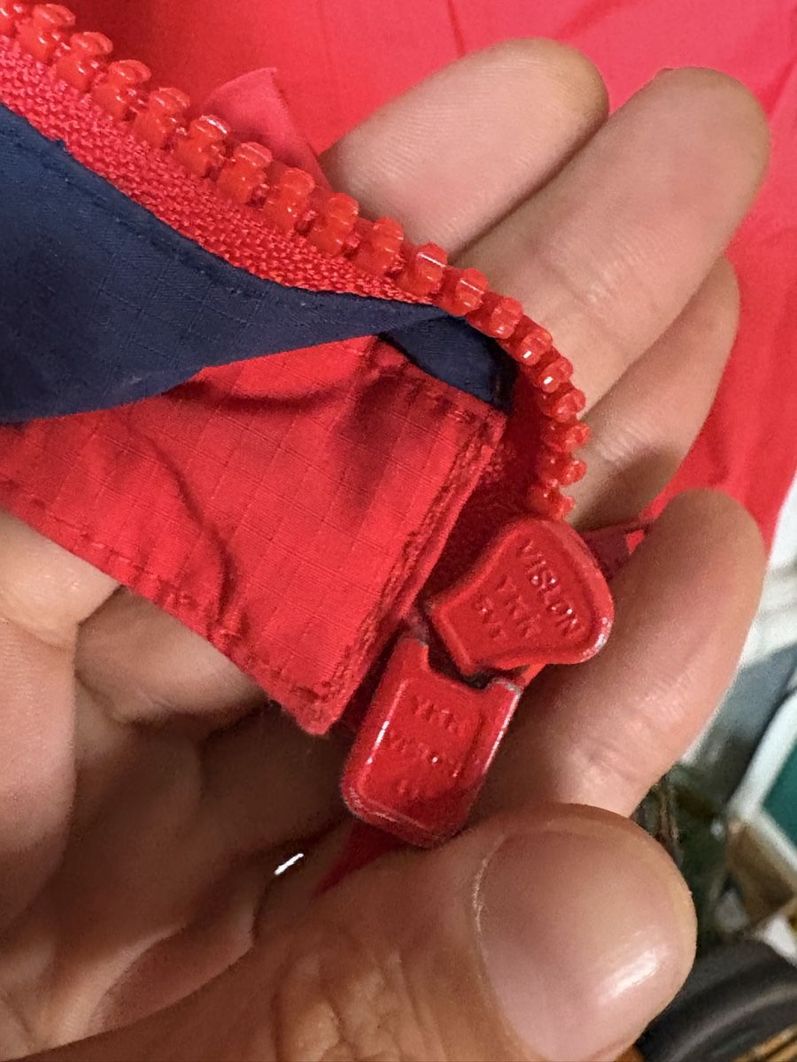 Henri Lloyd Gilets & Westen: Gilet Henri Lloyd, Size M – Gebraucht aus Neuchâtel von sharposneaks 3