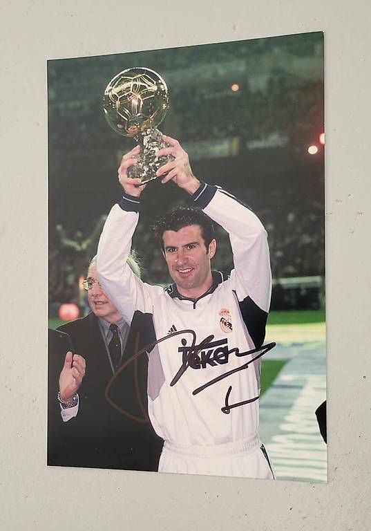 Autographes: Autogramm Luis Figo – D'occasion à Zürich par mag_y68h 1