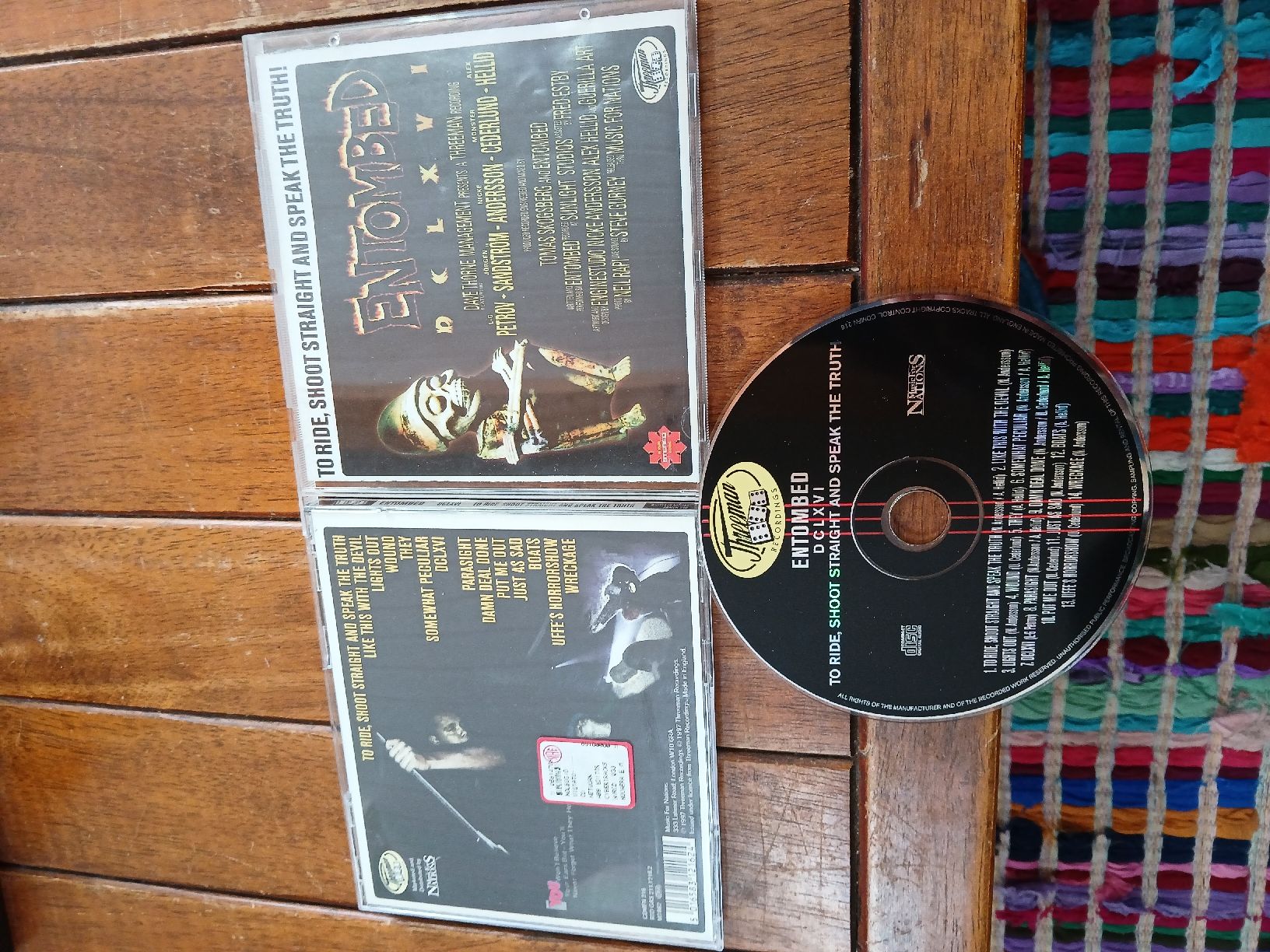 CD: entombed- to ride... – Usato da St-Cergue venduto da VeganWarrior