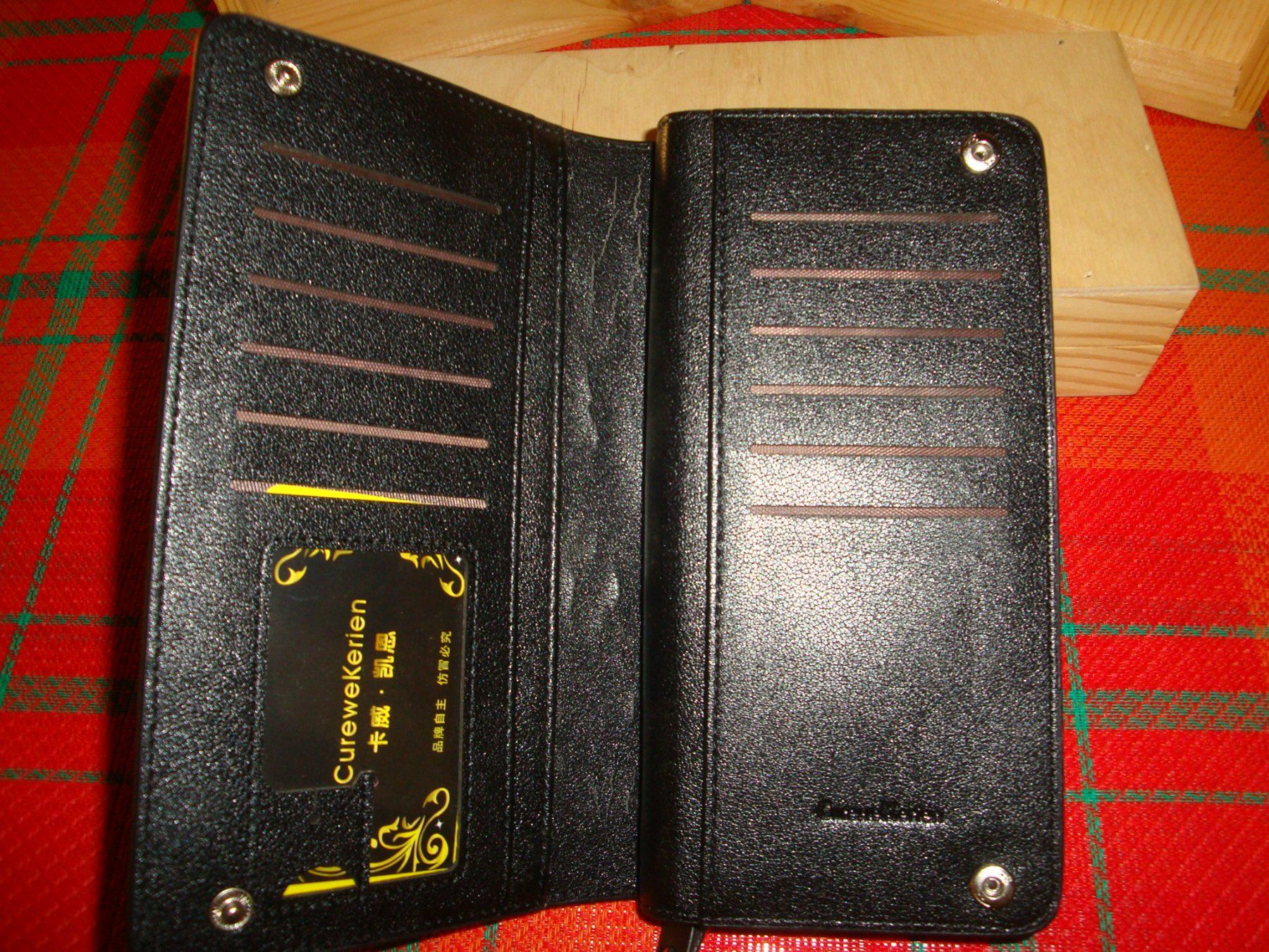 Brieftaschen: Brieftasche – Neu und originalverpackt aus Enggistein von mach1 2