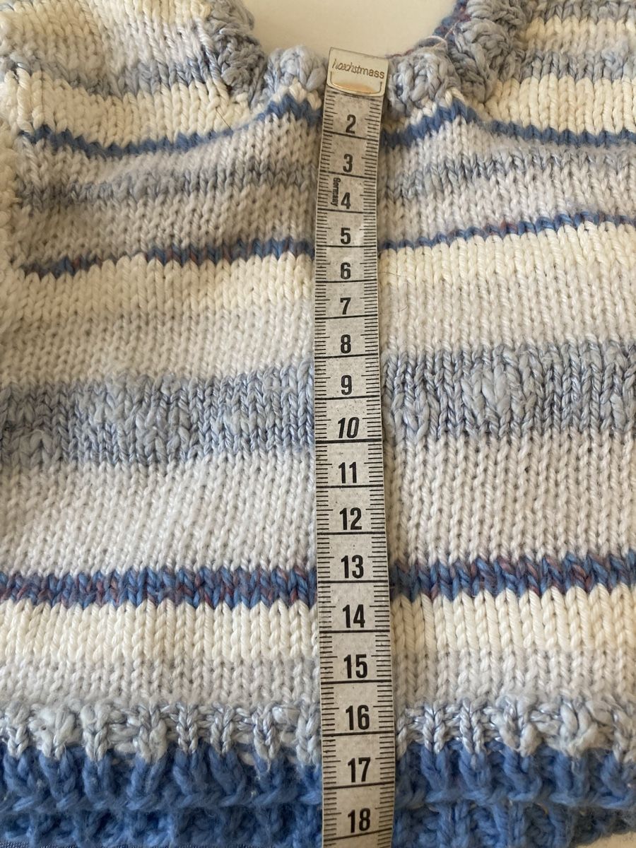 Puppen: Süsser Puppen Pullover gestreift neuwertig – Neu (gemäss Beschreibung) aus allschwil von basel5 3