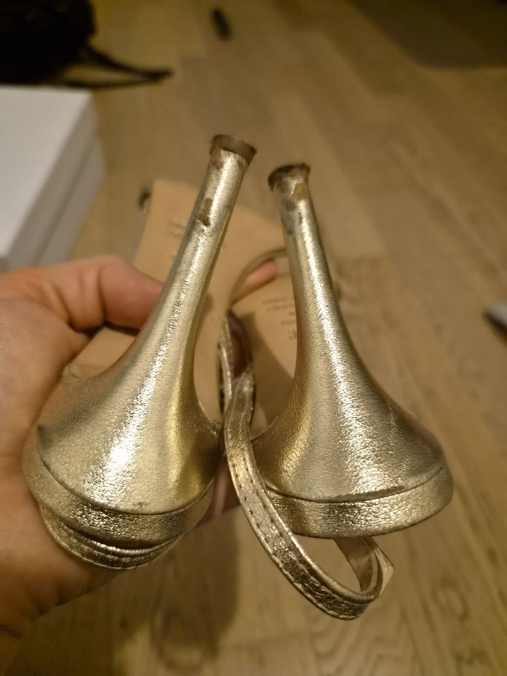 Scarpe da donna: Sandali da donna oro Taglia 38 usati – Usato da Ebikon venduto da Haselnuss23 3