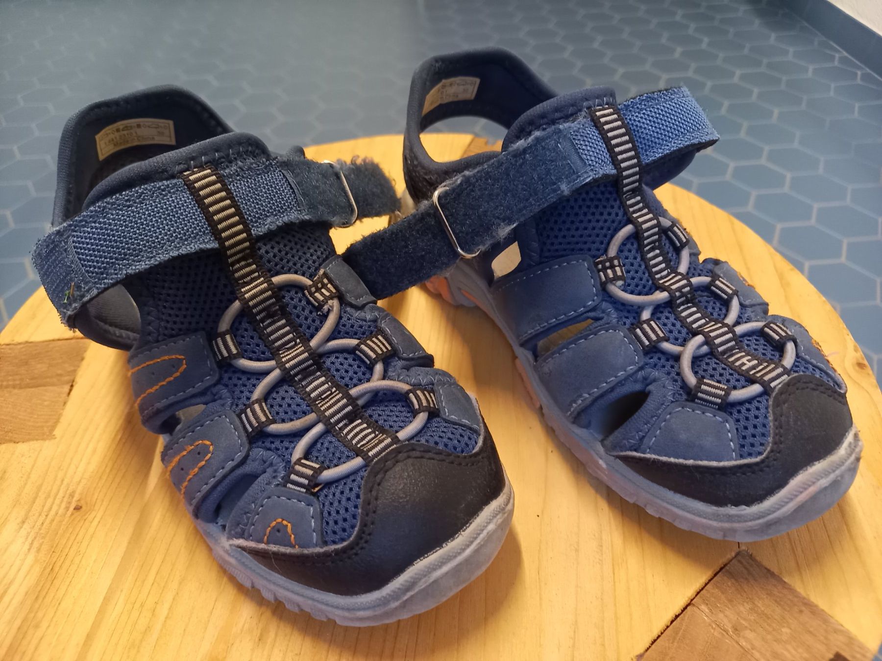 Scarpe per ragazzi: Kindersandalen Vty, Grösse 30, gebraucht – Usato da Zürich venduto da HansBald 2
