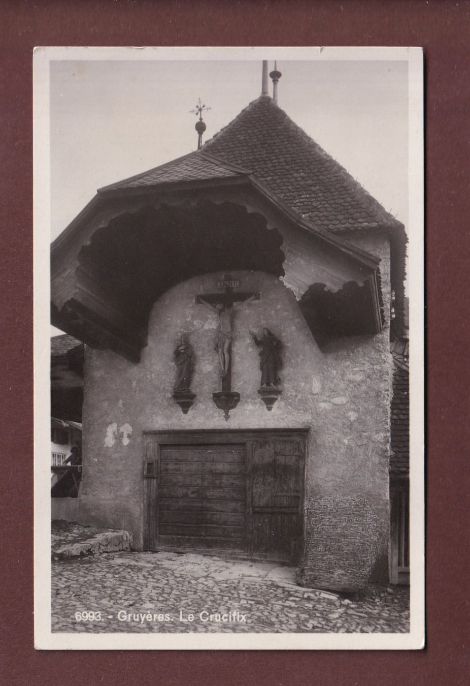 Cartoline postali: GRUYERES - Le Crucifix – Usato da Pully venduto da nicecards-shop