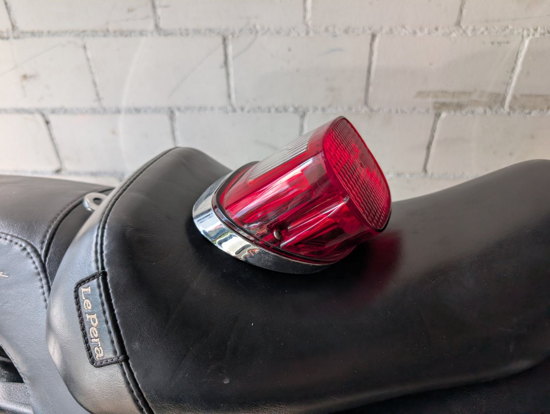 Harley-Davidson Tutti i ricambio per moto: Harley Davidson Rücklicht 68066-99 – Usato da Gebenstorf venduto da and_v55x 2