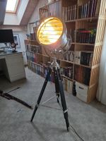Scheinwerferlampe / Stehlampe im Hollywood Look