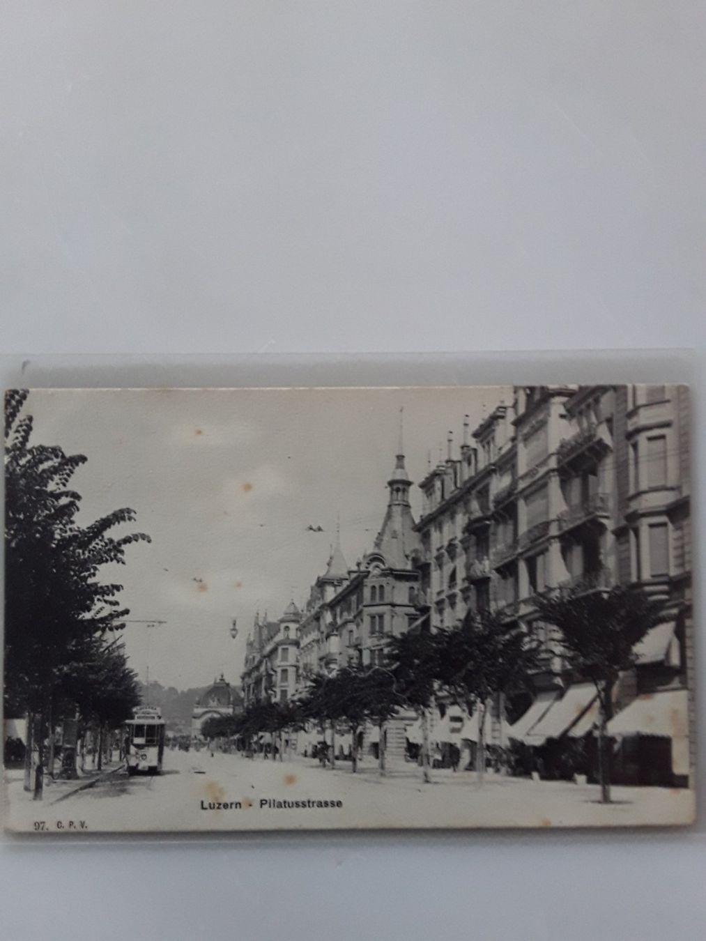 Cartoline postali: Ansichtskarte Luzern Pilatusstrasse – Usato da Kriens venduto da Seppikem