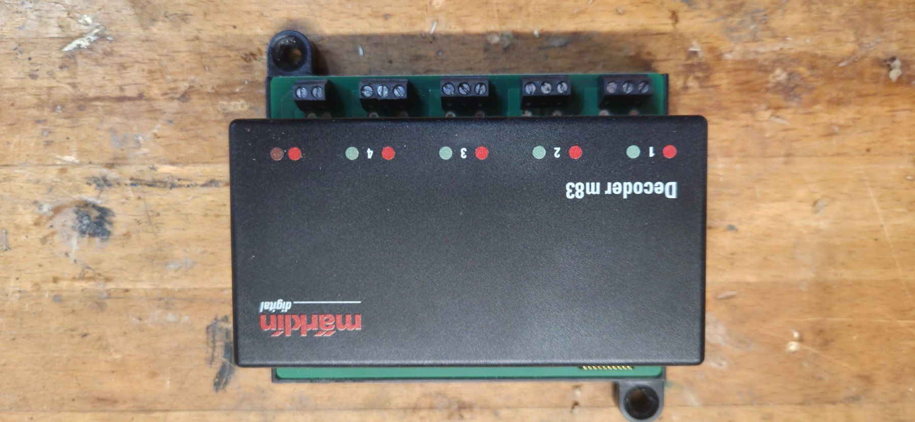 Märklin Modelleisenbahnen: Märklin m83 Digital-Decoder (Art. 60832) – Gebraucht aus Rümikon AG von Schelm