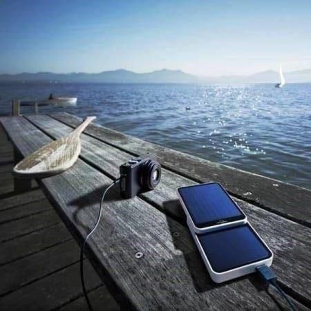 Caricatori & Batterie: SUNCHARGER: Solar-Ladegerät, Doppelpack! – Nuovo e nell'imballaggio originale da Wollerau venduto da Samichlaus 3
