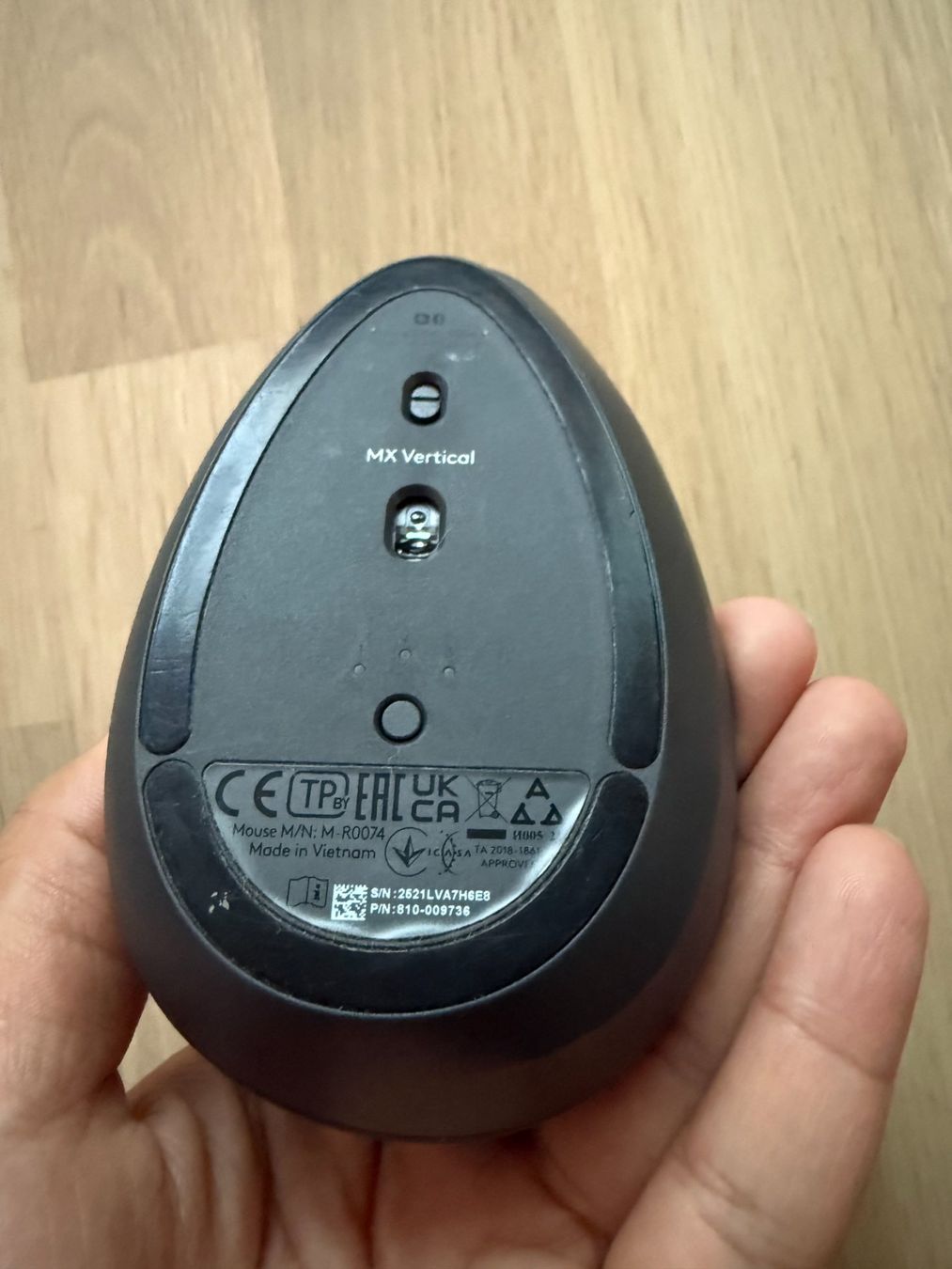 Logitech Mouse: Logitech MX Vertical – Ergonomische Maus – Usato da Spreitenbach venduto da Nagi.Sol 2