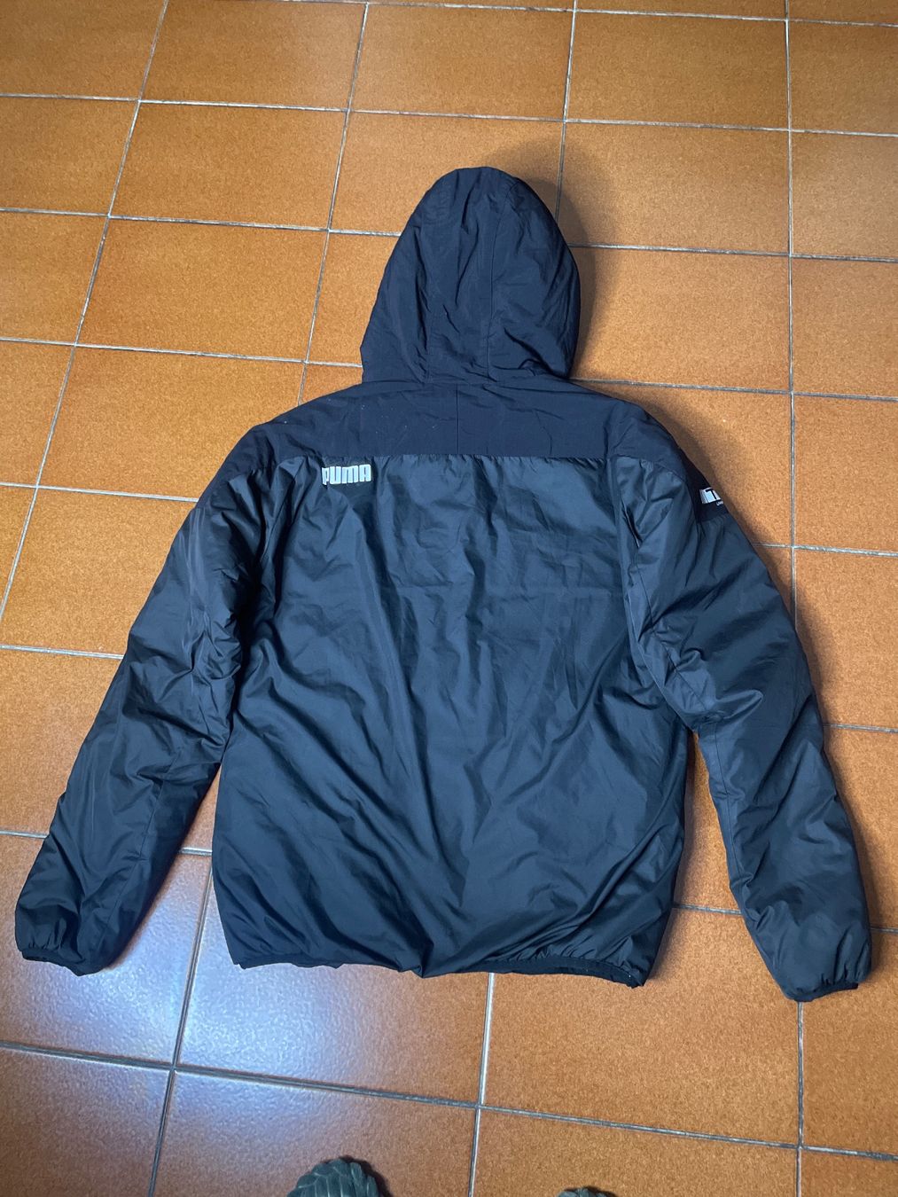 Puma Giacche: Jacke Winter Puma sportlich – Usato da Capolago venduto da LA.BOTTEGA 1