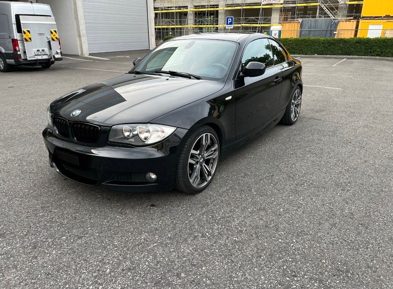 BMW Autos: BMW 118d Coupe, Top Zustand, Jahr 20010 – Gebraucht aus Weggis von Miki_D
