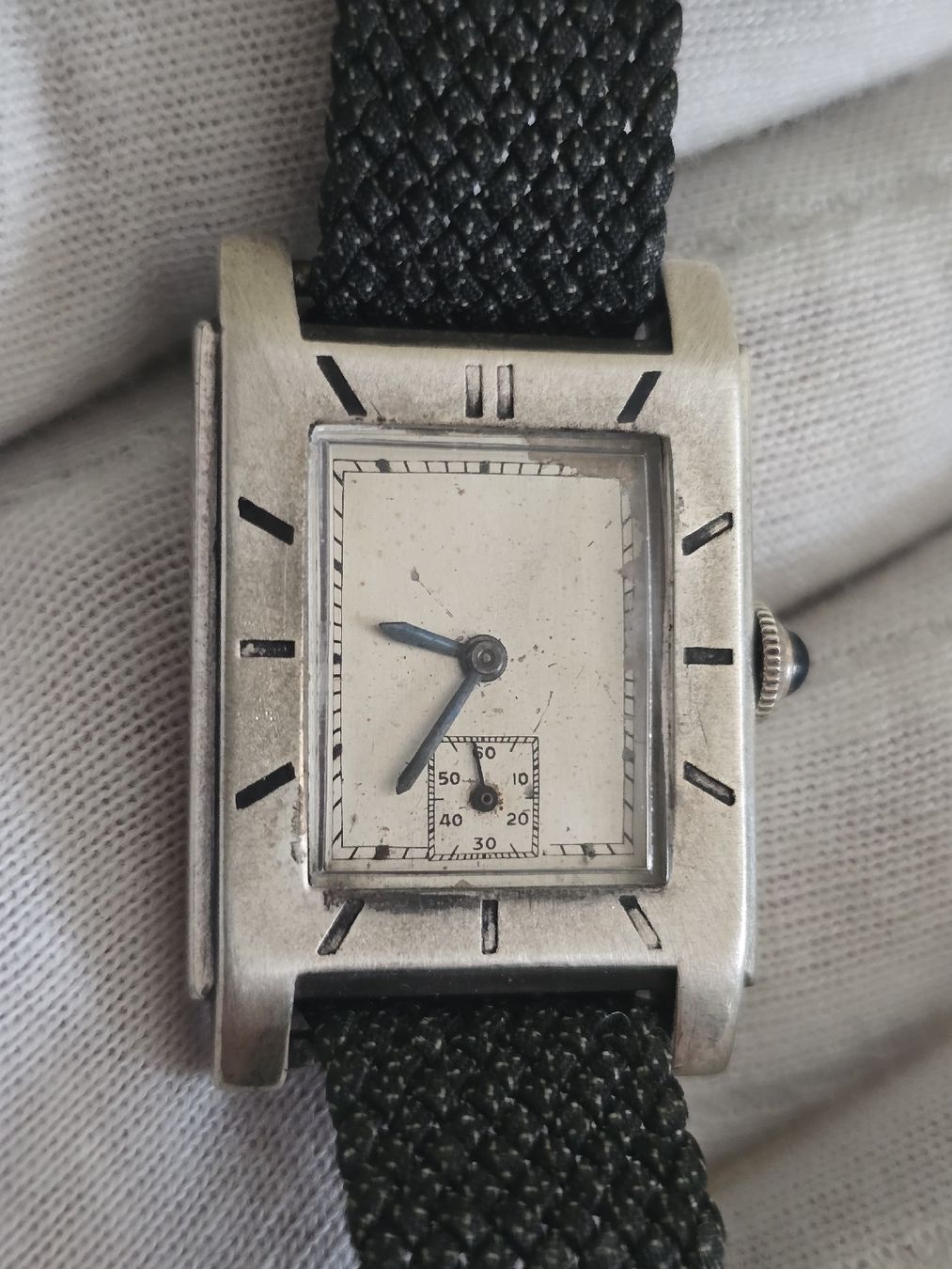 Swiss Orologi: Montre bracelet rectangulaire argent .swiss  – Usato da Grand-Lancy venduto da Montre-Swiss 9