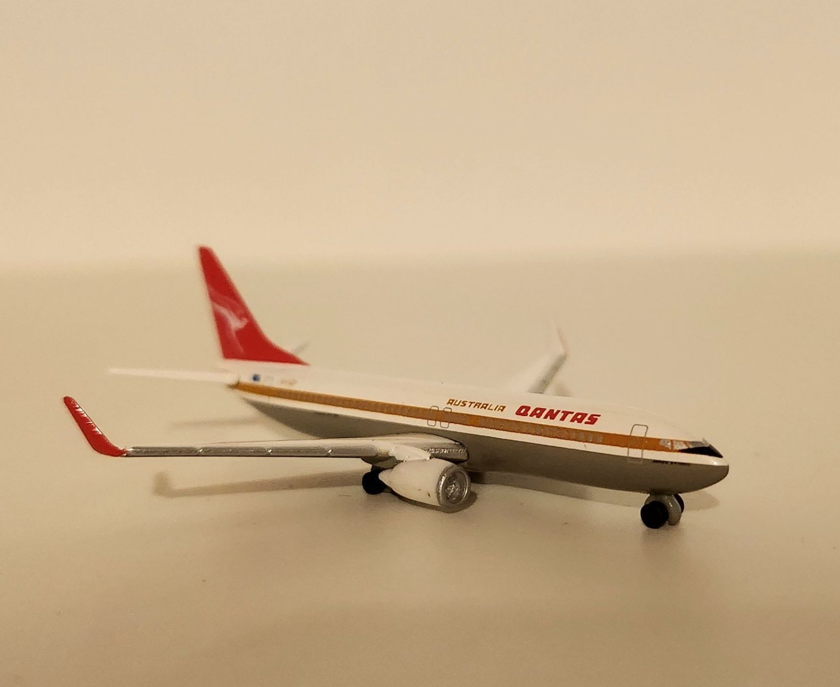 Schuco Kits de montage: Schuco 1/600 Qantas – Neuf (Voir description) à Wittenwil par ced_q8j7 4