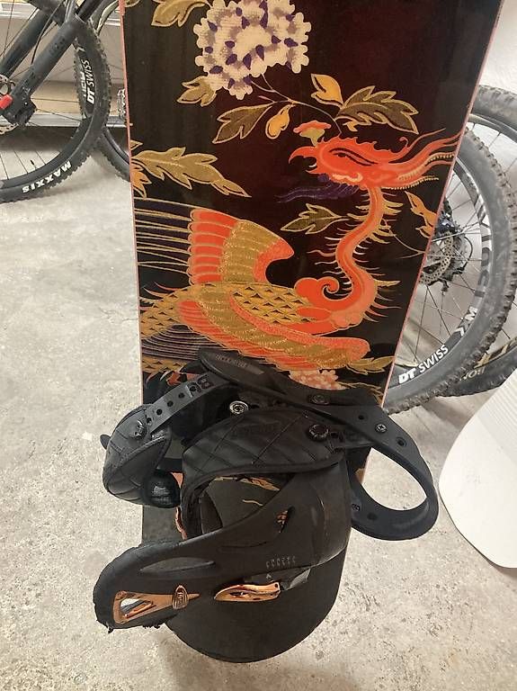 Rossignol Board: Snowboard 158 cm mit Bindung – Usato da Neuchâtel venduto da jopro