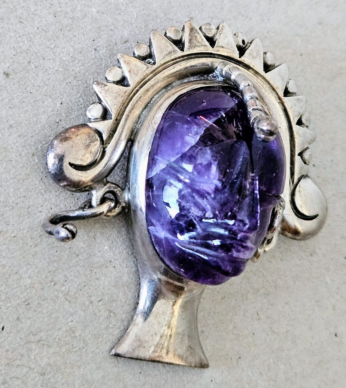 Sculptures & Statues: Vintage Brosche / Anhänger mit Amethyst – D'occasion à Lugano par Numisartes 7