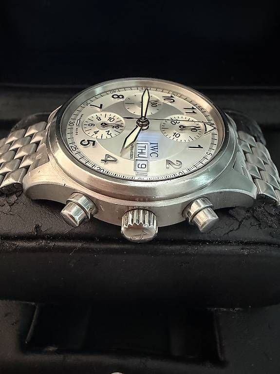 IWC Uhren: IWC Pilot Chrono Spitfire – Gebraucht aus Zürich von timeio 4