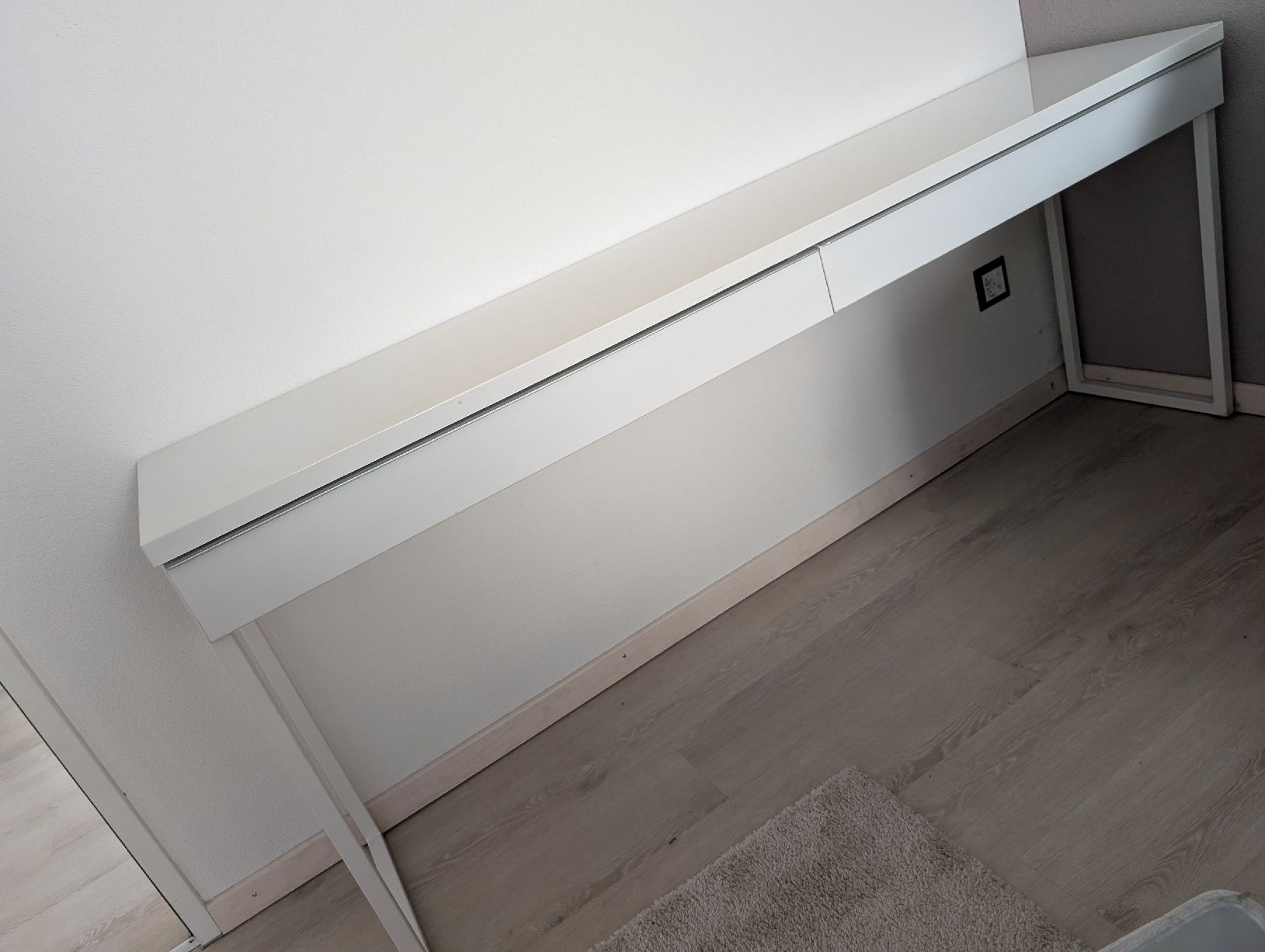 Cassettiere: Sideboard weiss mit zwei Schubladen  – Usato da Sachseln venduto da sunday_rose91 2