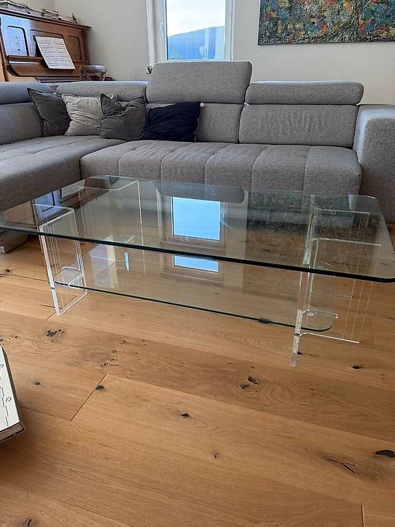 Tables: Superbe table basse design en verre – D'occasion à Savagnier par ben_dx9b 1