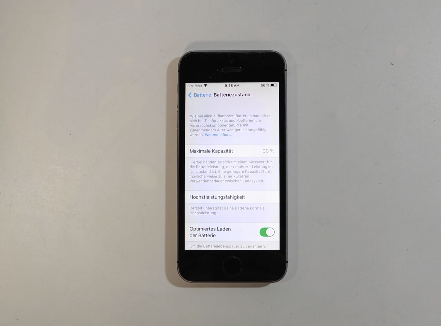 Apple Portables: iPhone SE – D'occasion à Ehrendingen par Rocky985 2