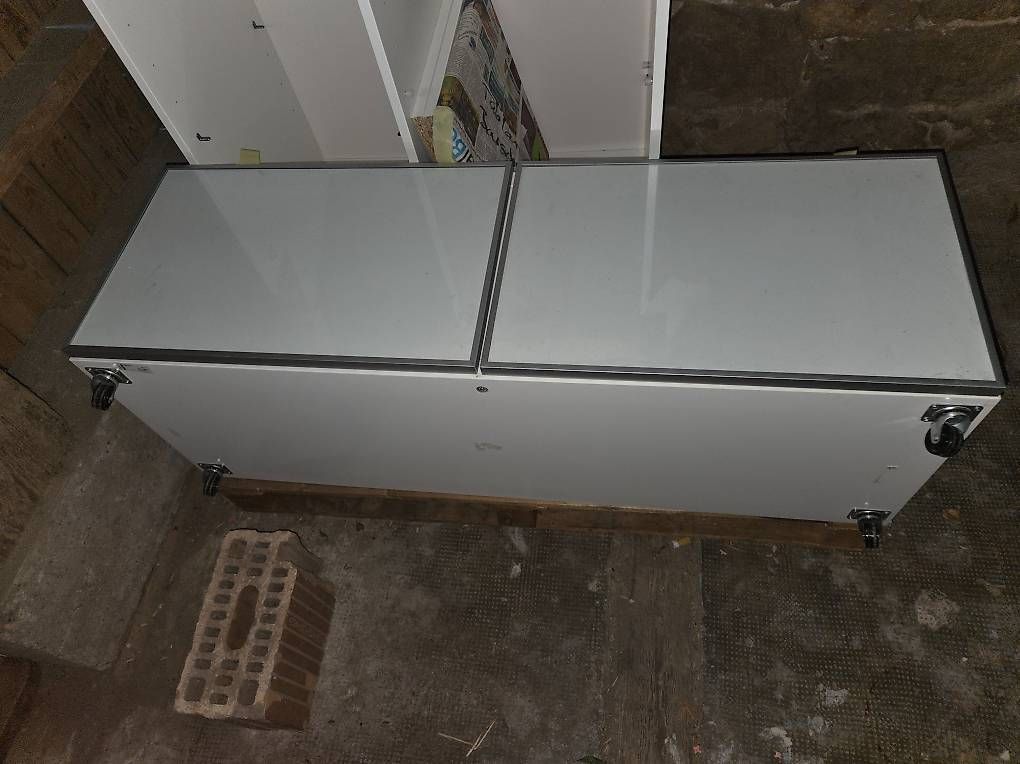 Cassettiere: Lowboard / Sideboard / Kommode / TV-Möbel von Ikea weiss – Usato da Ettingen venduto da EnnieRocks