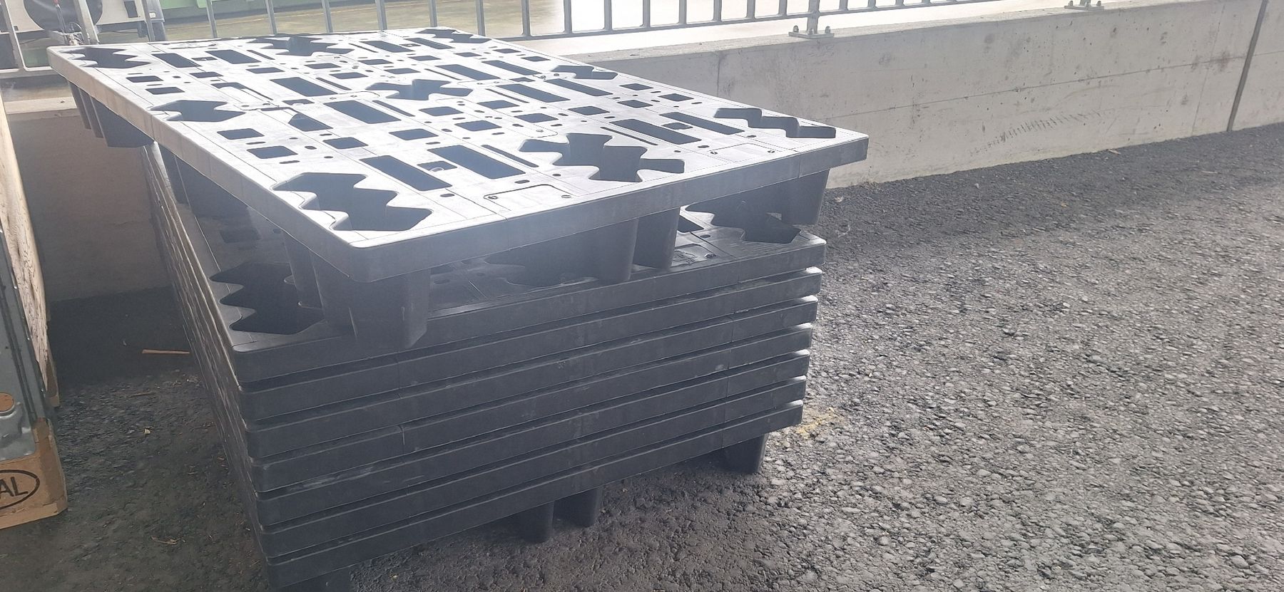 Pallets: Kunstoffpaletten 1200x800 – Usato da Oberriet SG venduto da Poketcm 1