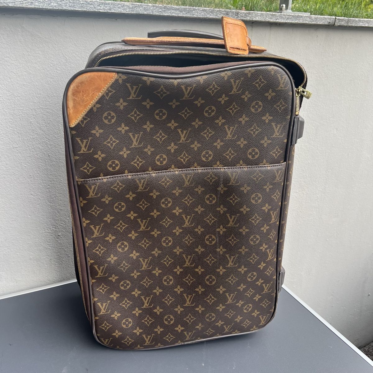 Louis Vuitton Valises de voyage: Louis Vuitton Handgepäck Koffer  – D'occasion à Wil SG par Cristiano02062017