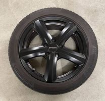 17 Zoll Alufelgen schwarz waren auf einem Gol 7 GTI