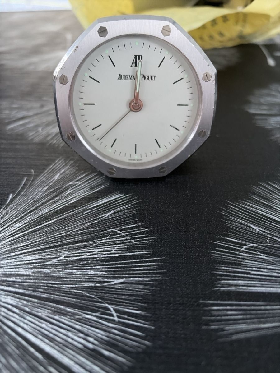 Audemars Piguet Orologi: Audemars Piguet Royal Oak Tischuhr – Usato da Thalwil venduto da malexx