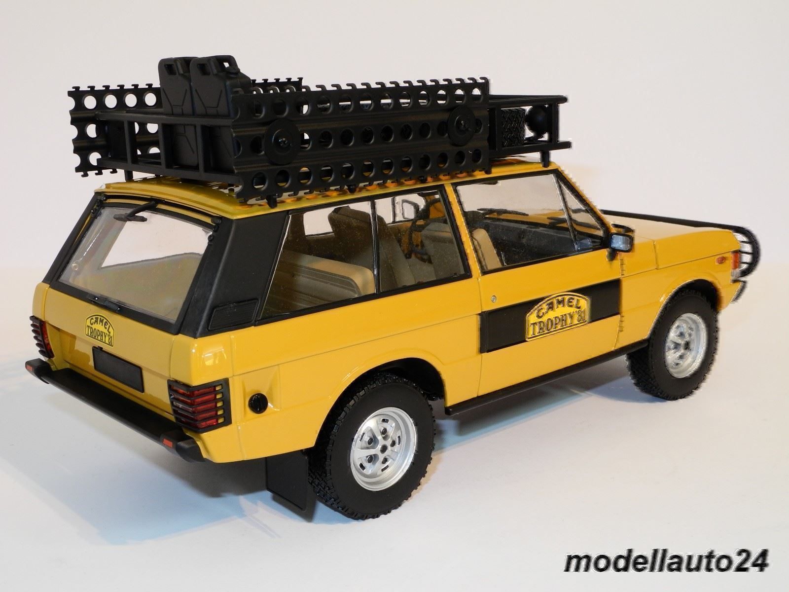 Land Rover Modellautos: Land Rover Range Rover Sumatra Camel 1981 / Almost Real 1:18 – Neu und originalverpackt aus Seuzach von Modellauto24 4
