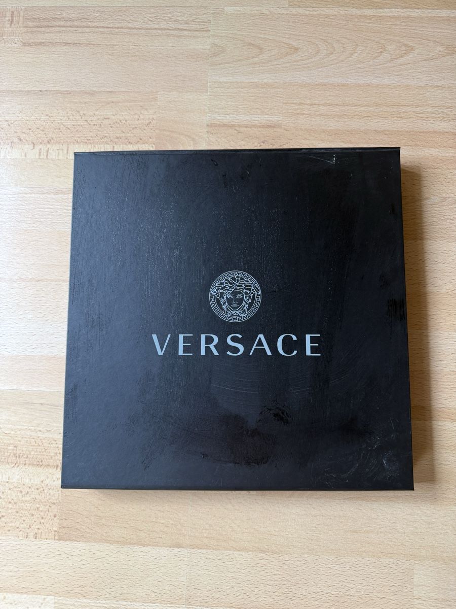 Versace T-shirt: Versace T-shirt – Usato da Riehen venduto da dku_s9gx 4