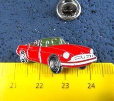 MG B CABRIO ROT OFFEN PIN GEPRÄGT