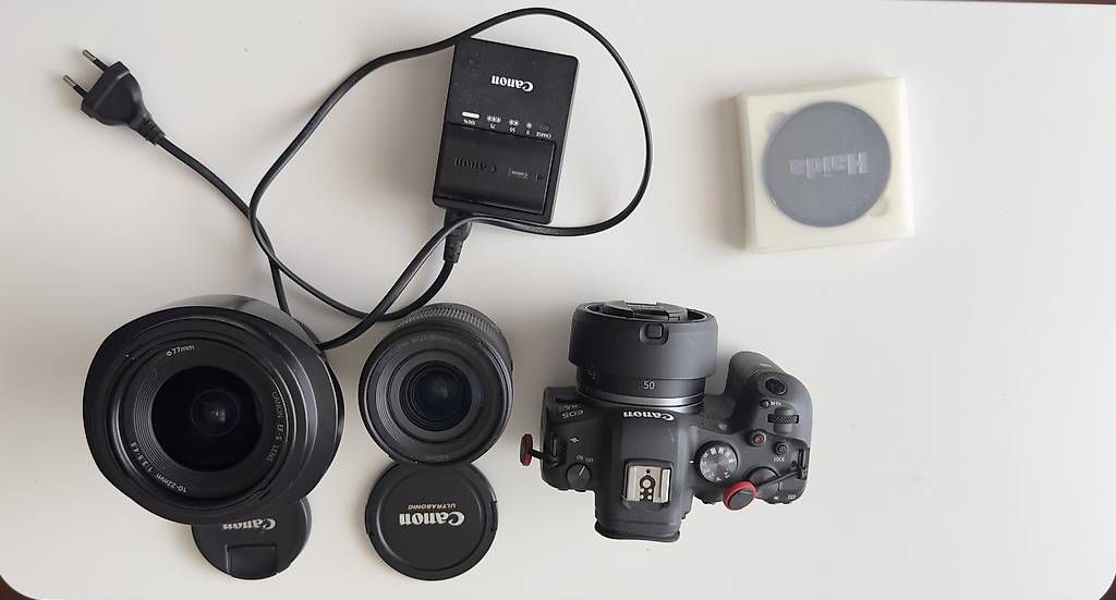 Kamera: Canon EOS R6 Mark I mit 3 Objektiven  – Gebraucht aus Bischofszell von Stadi9220