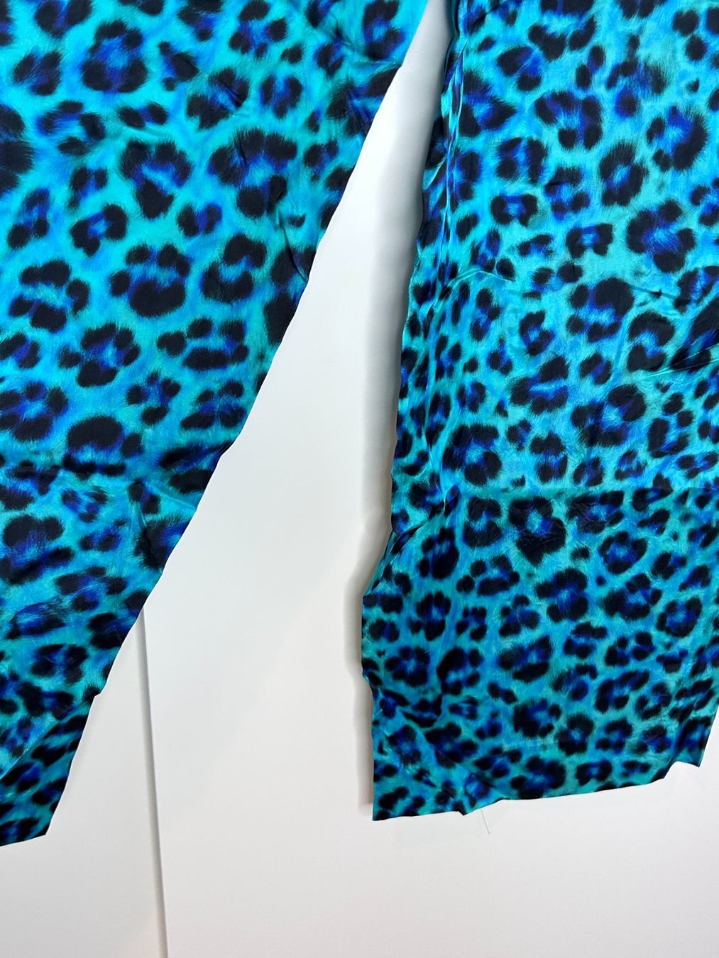 Sandro Pantalons: Sandro Hose mit Leoprint – Neuf (Voir description) à St. Gallen par look-twice 2