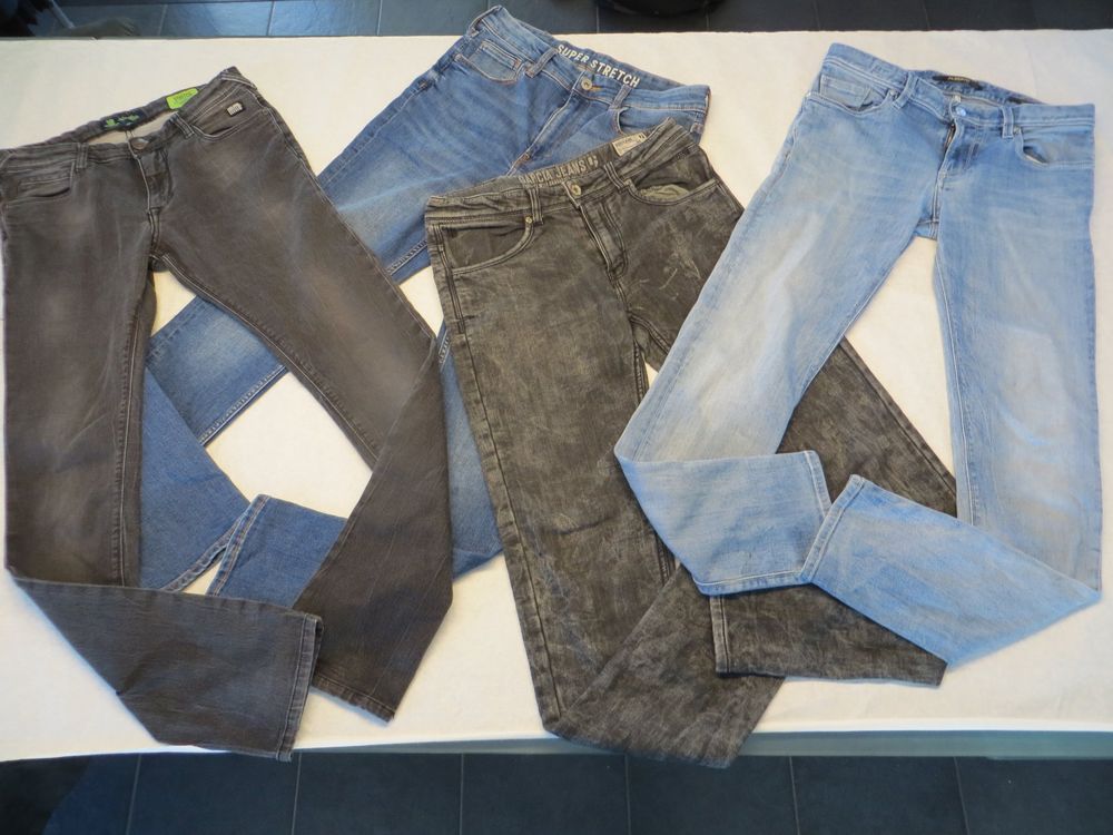 Jeanshosen 4x Gr. 170 für coole schmale Jungs Kaufen auf Ricardo