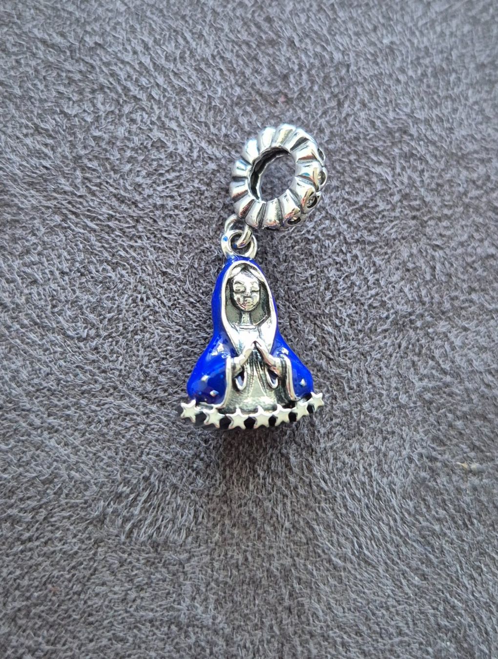 Ciondoli: Silber Charm Maria +Garantie – Nuovo (secondo la descrizione) da Rotkreuz venduto da Carbone_Bijou-Shop