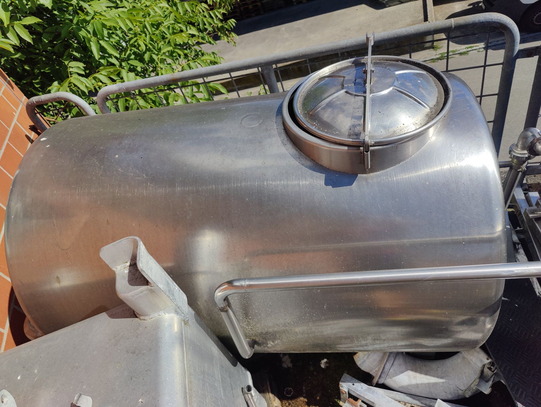 Tecnica di mungitura: Tank aus Edelstahl ca 1200L – Usato da Istighofen venduto da Nicolepeter70 1