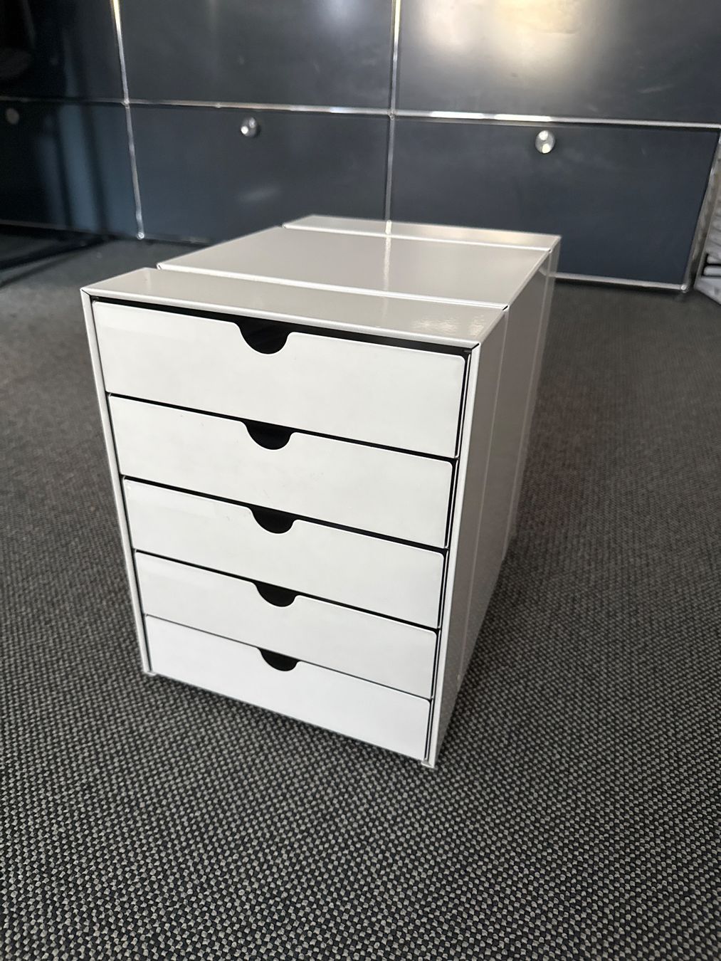 USM Sistemi di archiviazione: USM Haller Schubladenbox – Usato da Freidorf TG venduto da sarotiko