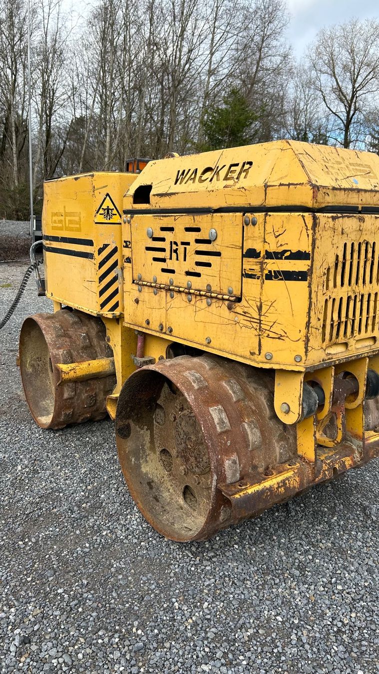 Wacker Neuson Tutte le macchine: Grabenwalze Wacker RT 820 mit Fernbedienung – Usato da Menziken venduto da Tairi10 3