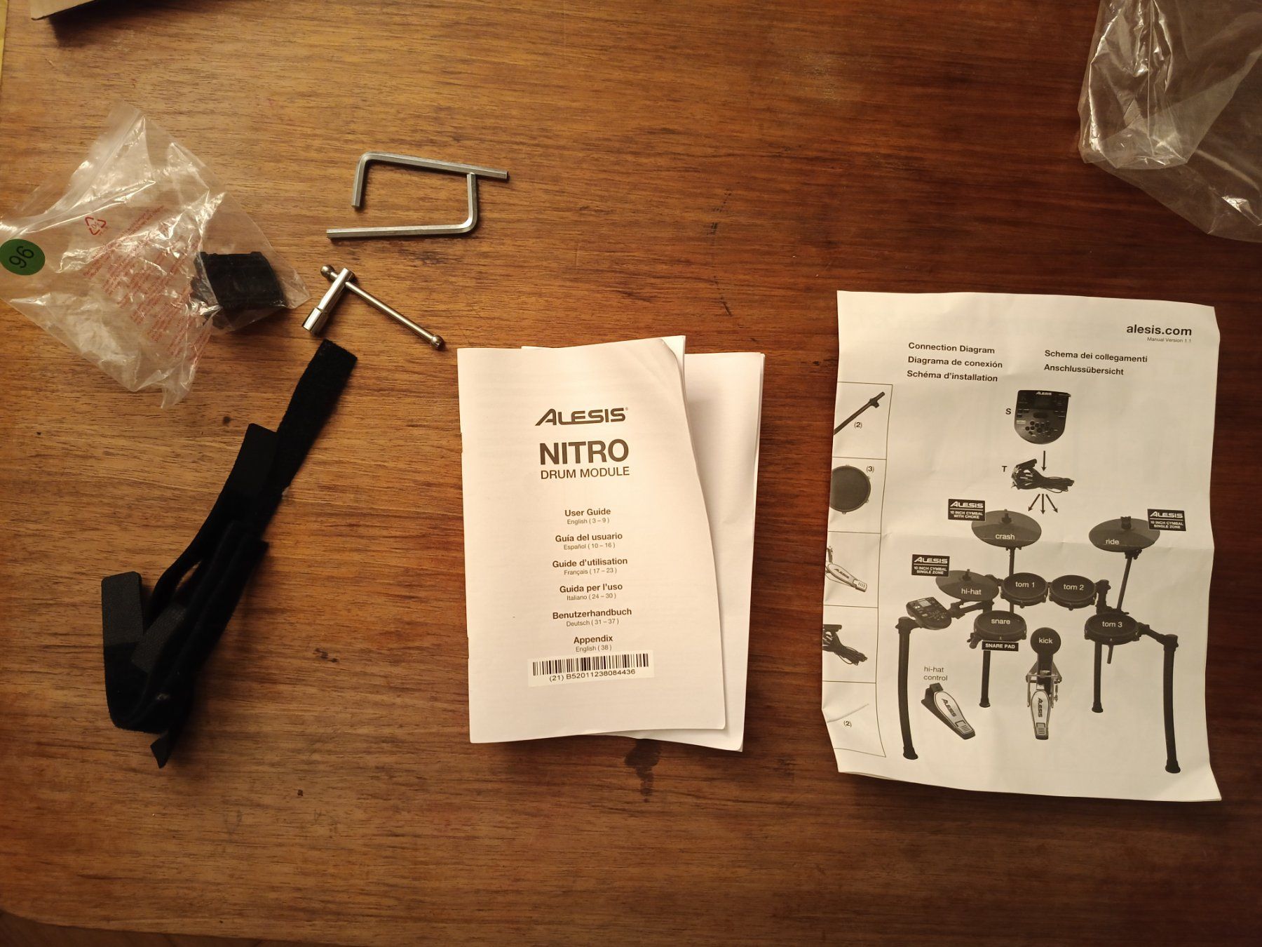 Alesis Strumenti musicali: e-Drum Alesis Nitro – Usato da Bern venduto da AmayaK 5