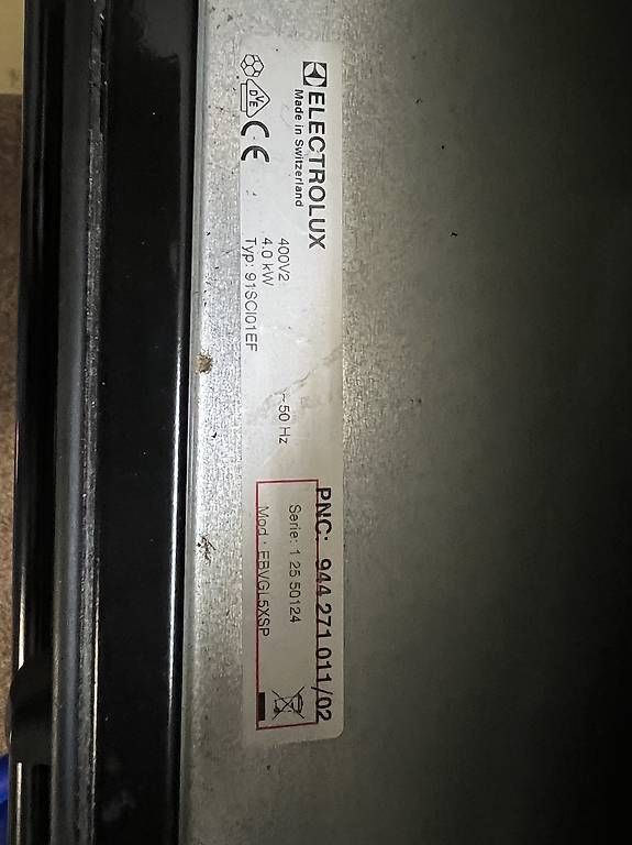 Backöfen: Electrolux Backofen  funktioniert  günstig abzugeben – Gebraucht aus Fruthwilen von lew_n8pc 1