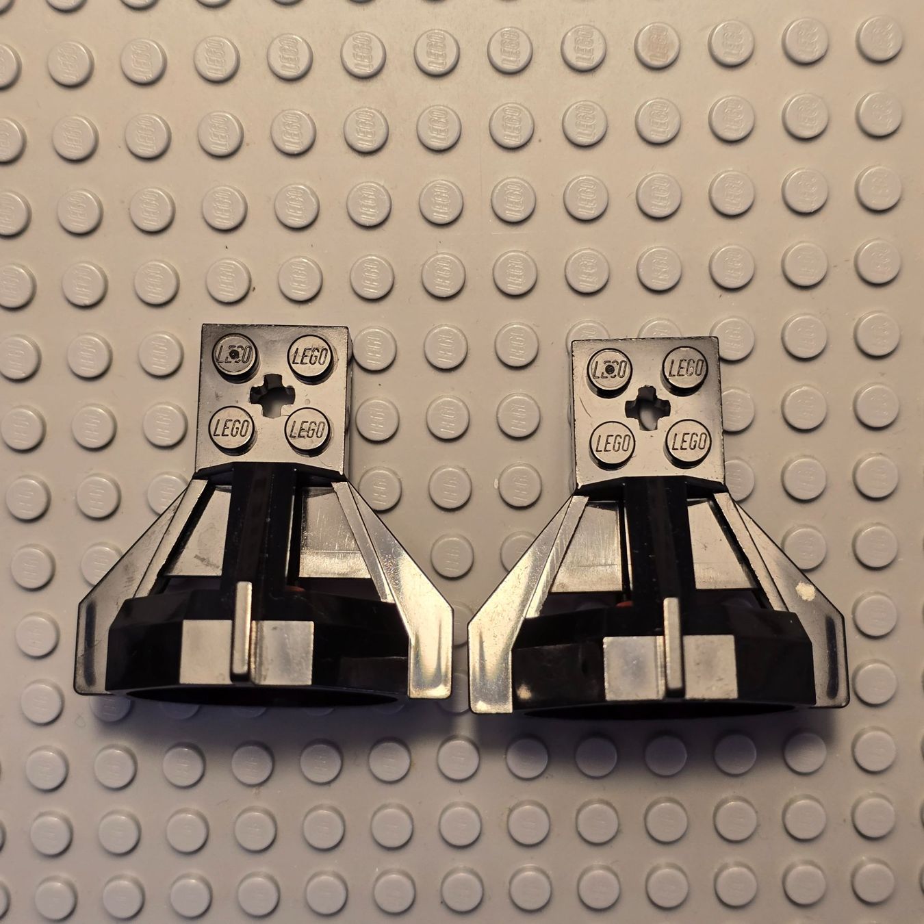 Lego Kit di costruzioni: Lego 2x Propeller Gehäuse (6040) – Usato da Basel venduto da Swi-7621 1