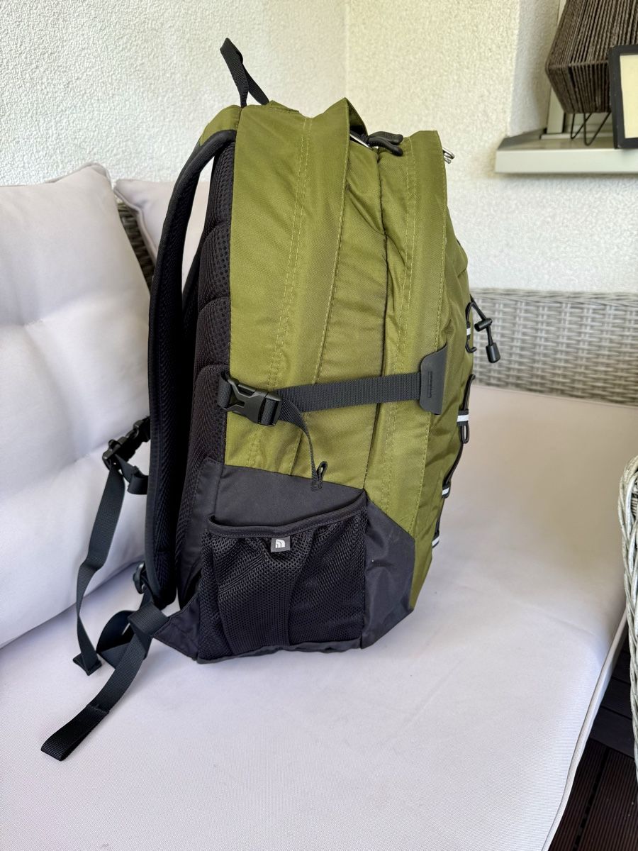 Zaini: The North Face Borealis Classic Rucksack – Nuovo (secondo la descrizione) da Frenkendorf venduto da bok_xd2z 5
