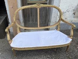 Carcasse de canapé doré style Louis XVI