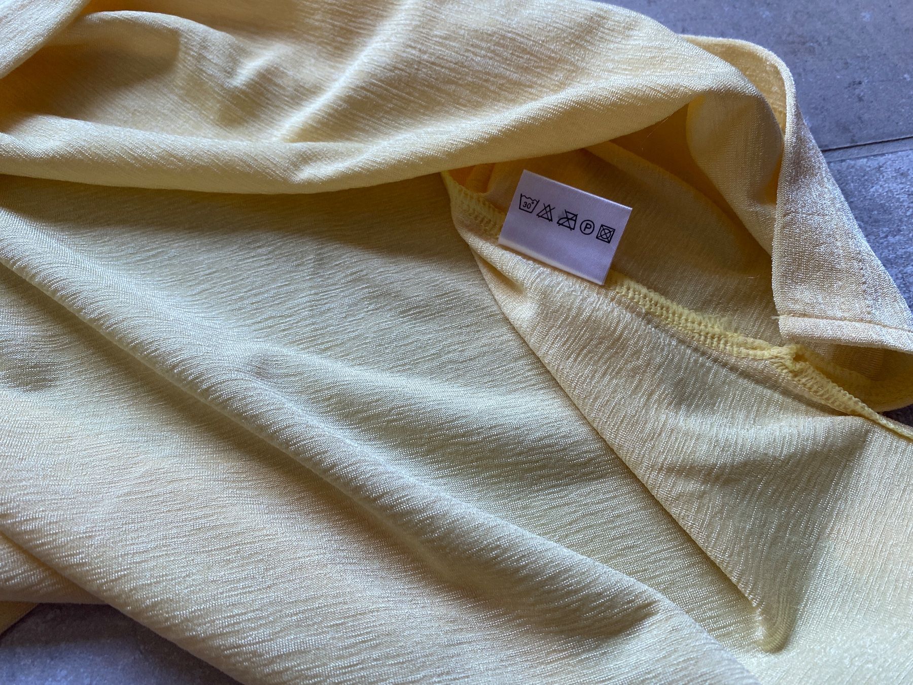 T-shirt: T-Shirt – Nuovo (secondo la descrizione) da Bülach venduto da Jackybabue 3