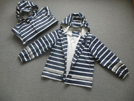 2 Jacken Regenjacken - für Zwillinge - Gr. 128