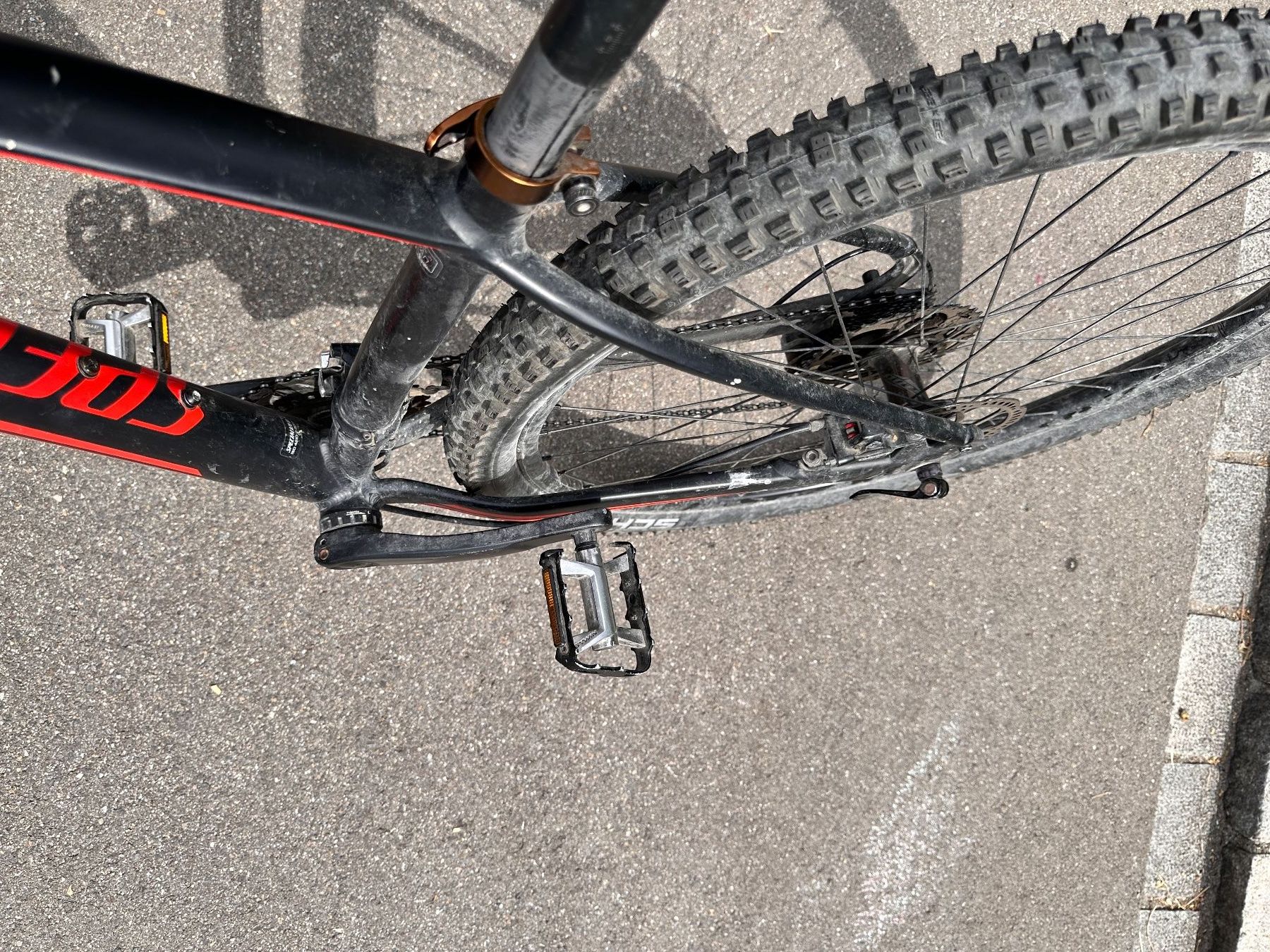 Specialized Vélos: Velo Spezialized Rockhopper expert – D'occasion à Auslikon par Kaede4 6