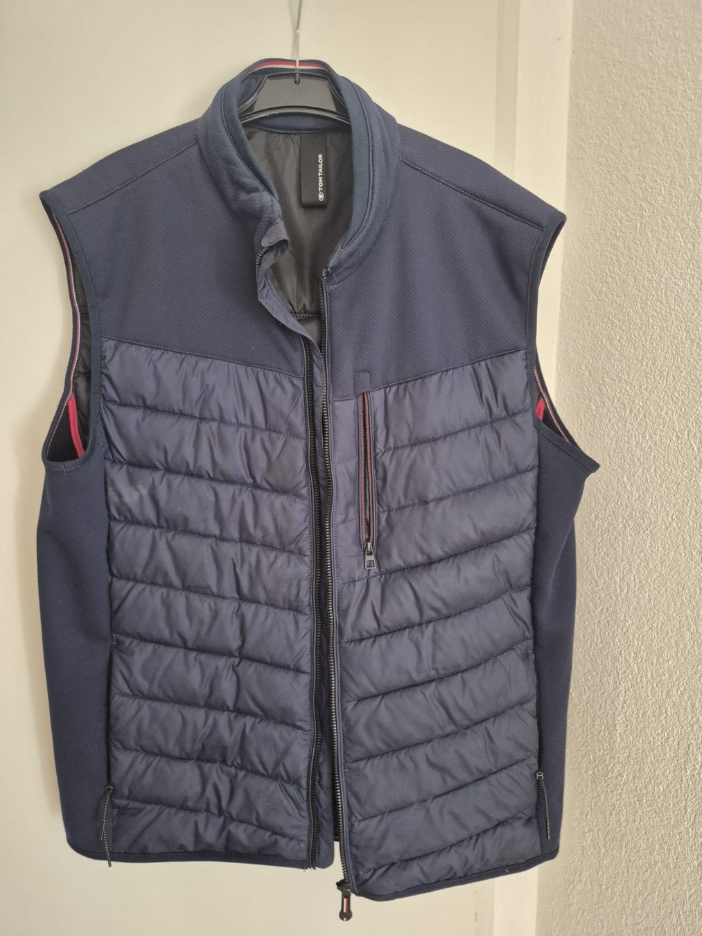 Tom Tailor Giacche: Tom Tailor Steppweste Herren Blau 3XL – Usato da Allschwil venduto da and_gj8z 2
